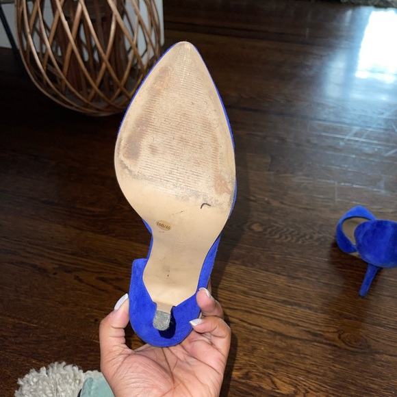 BCBG ROYAL BLUE SUEDE PUMPS - Picture 3 of 4